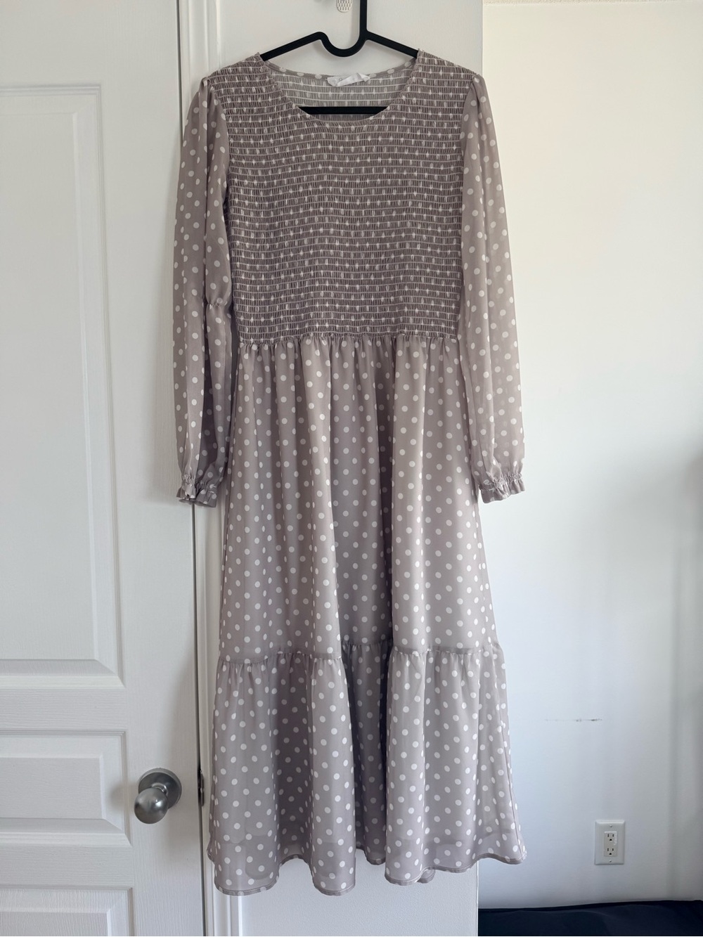 Mad About Style Jilly Box Dress Size Small Grey Polka Dot